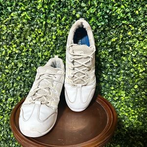 Varsity Spirit cheer shoes • Women’s size 8
